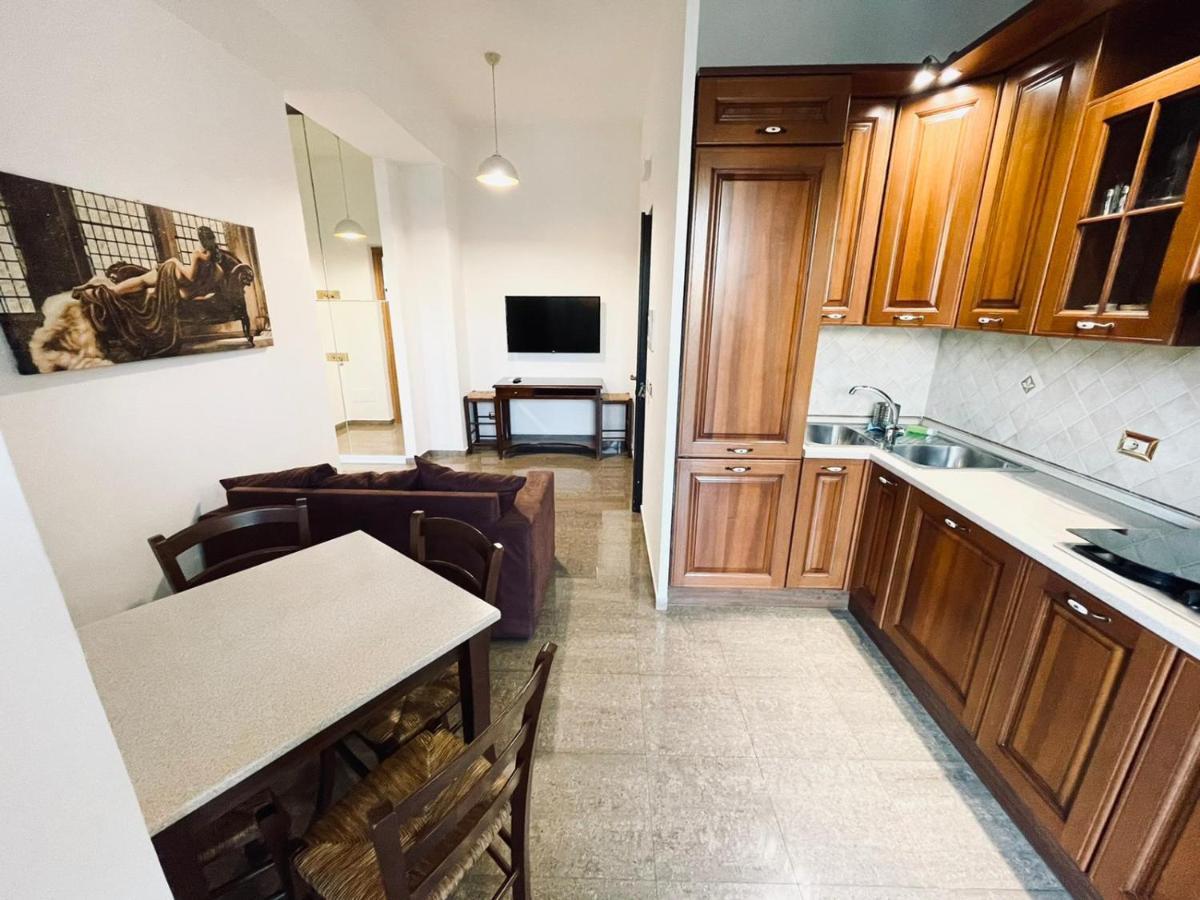 Interno Dieci Roma Exterior foto