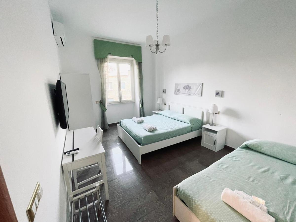Interno Dieci Roma Exterior foto