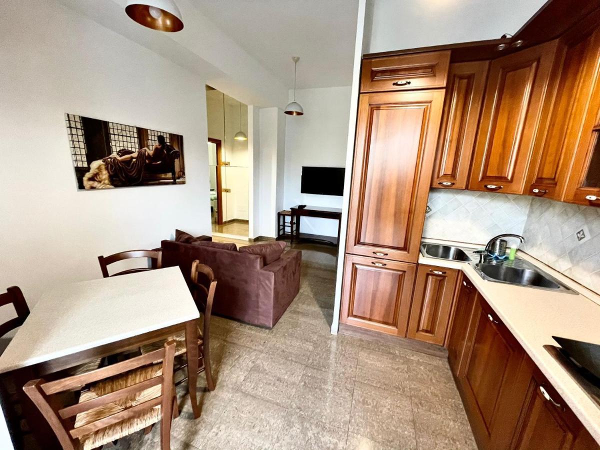 Interno Dieci Roma Exterior foto