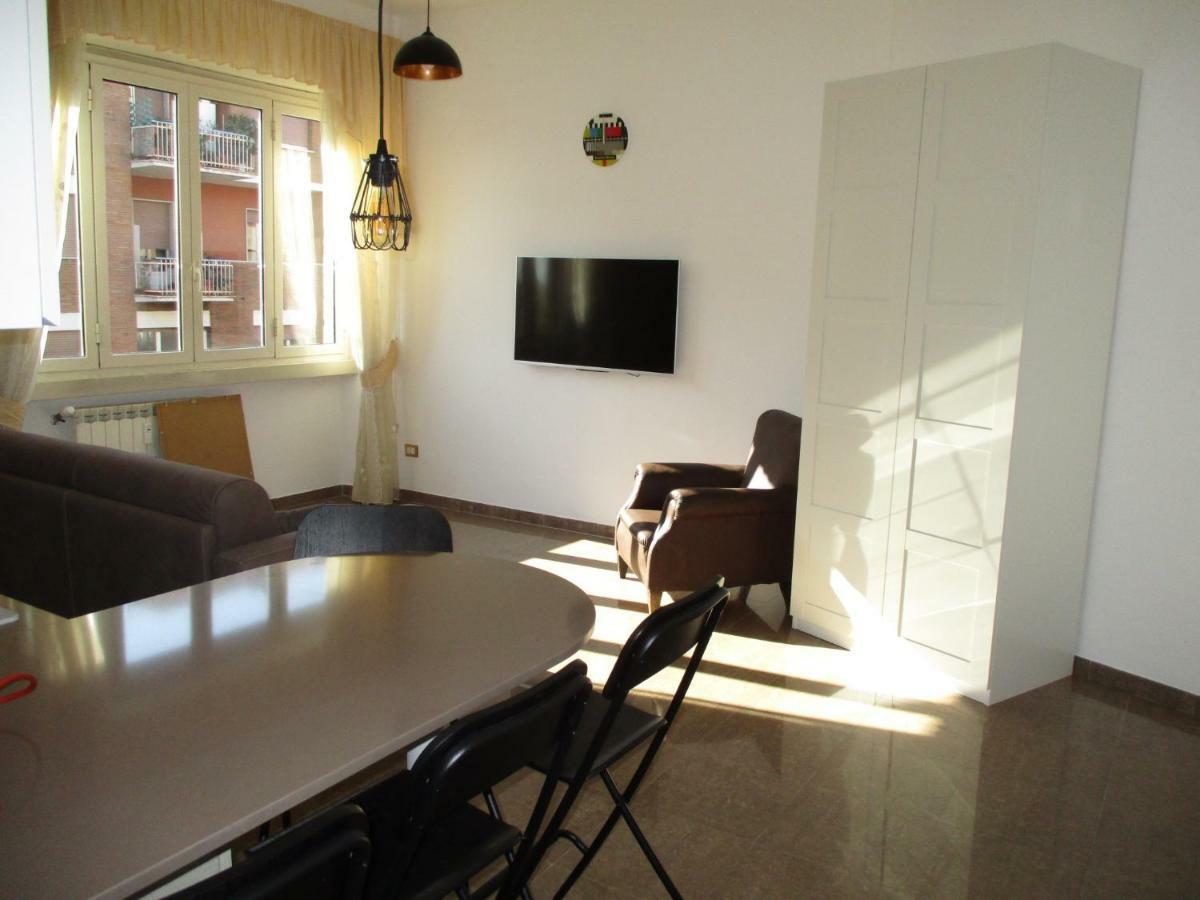 Interno Dieci Roma Exterior foto