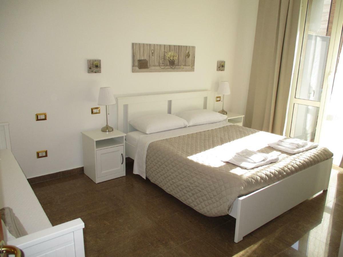 Interno Dieci Roma Exterior foto