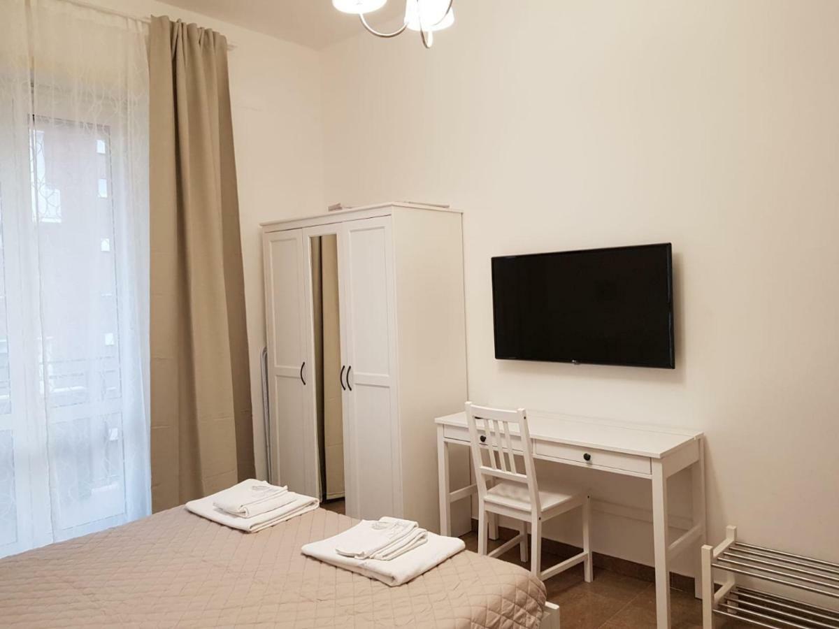 Interno Dieci Roma Exterior foto