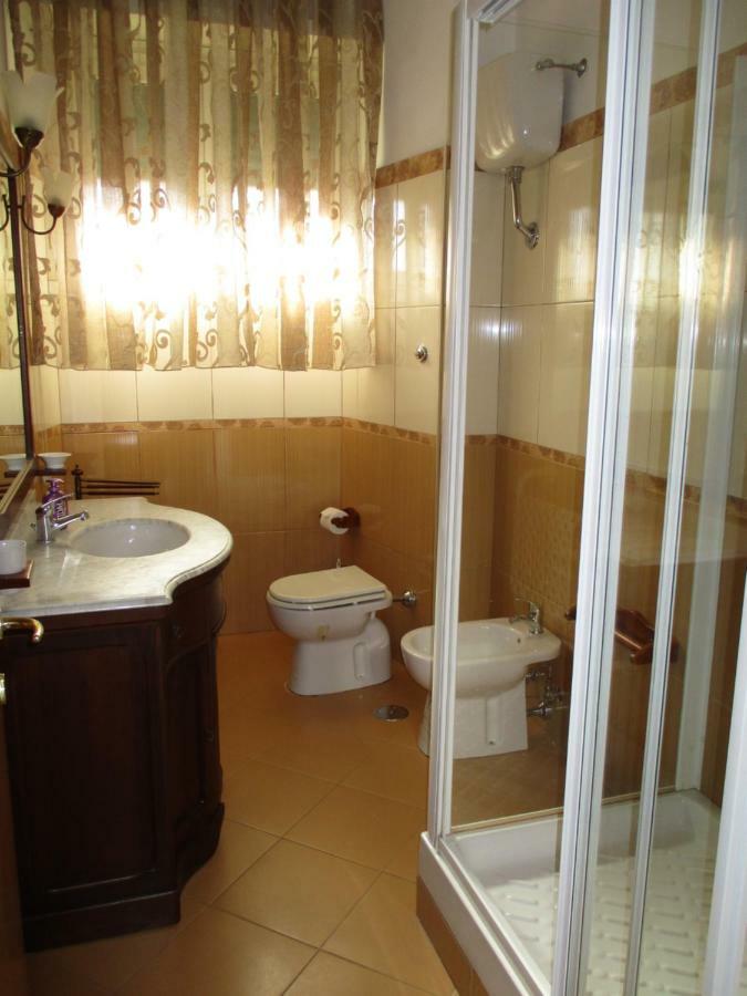 Interno Dieci Roma Exterior foto